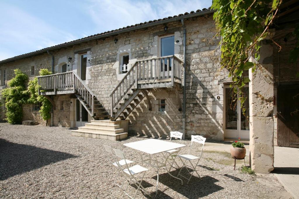Les Vents Bleus Hotel Donnazac Bagian luar foto