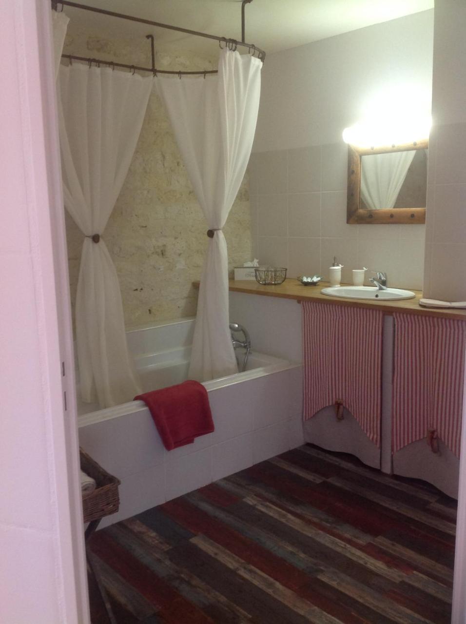 Les Vents Bleus Hotel Donnazac Bagian luar foto